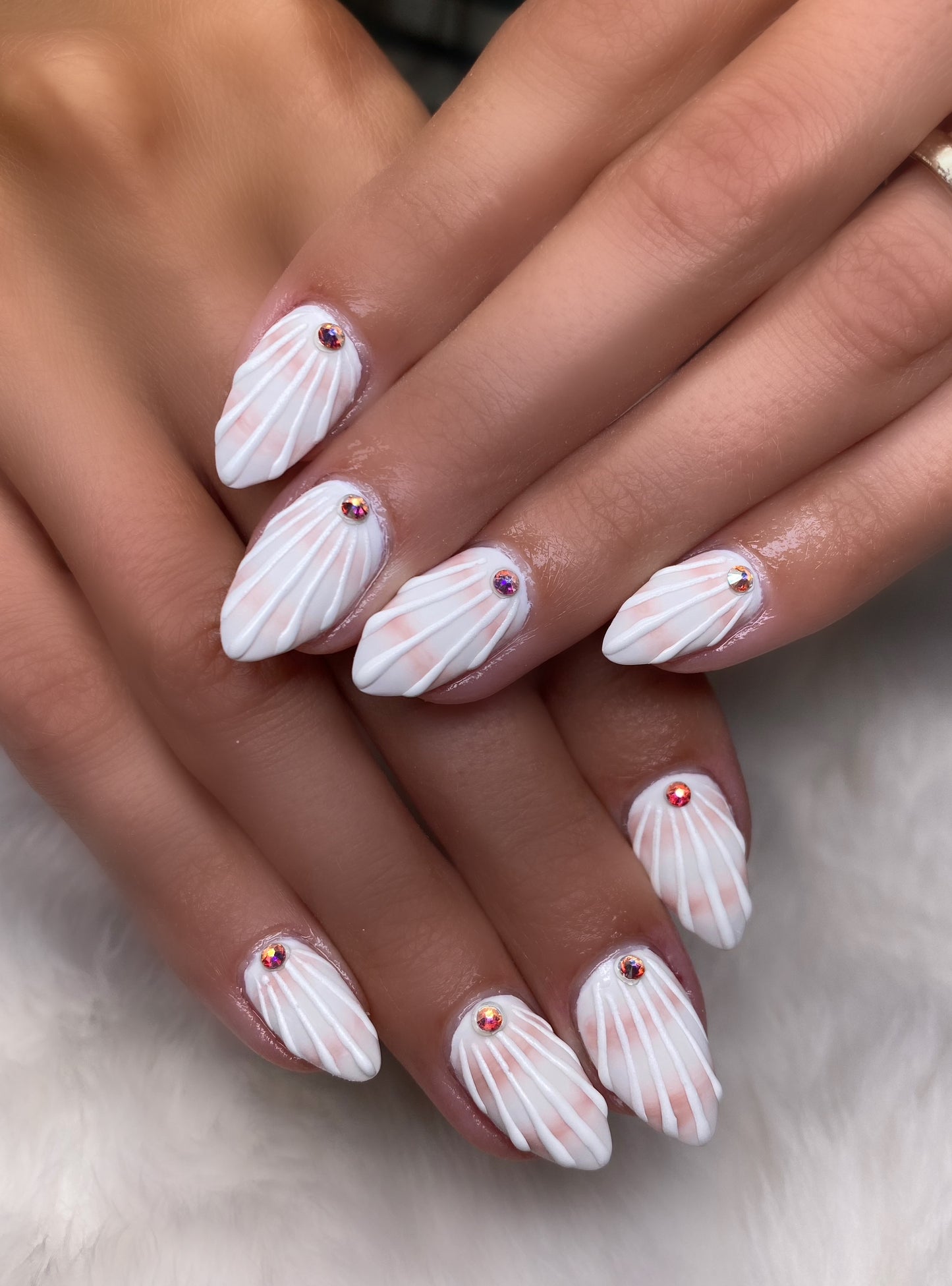 How To Choose The Perfect Type Of Nail Extension