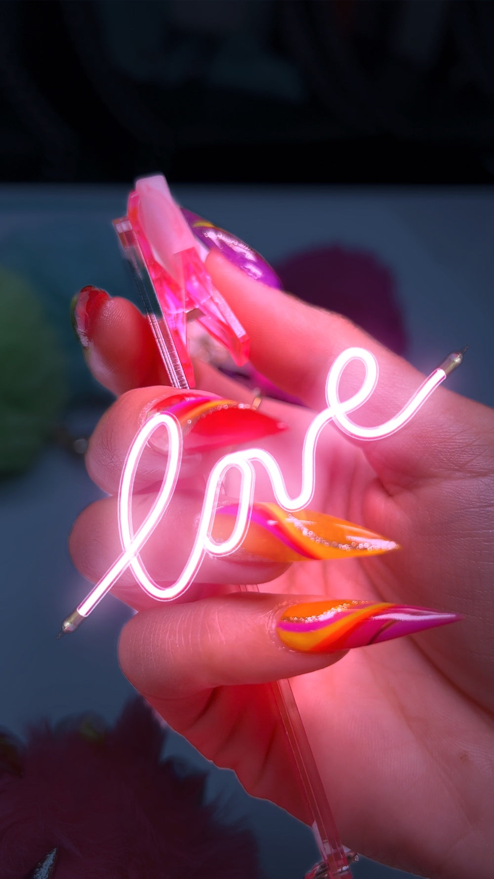 credit card with long nails｜TikTok Search